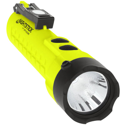 IS DUAL-LIGHT FLASHLIGHT W/DUAL MAGNETS