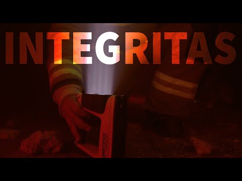 INTEGRITAS 82 IS Rechargeable Lantern Media 6 of 15